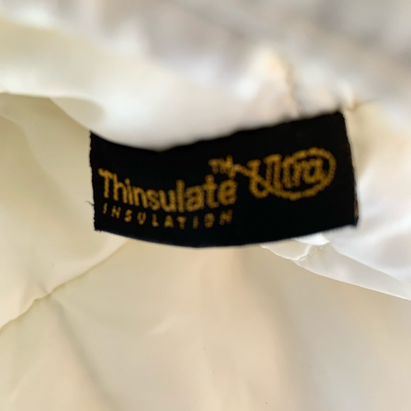 L.L. Beans Woman’s Winter Coat - Picture 13 of 13